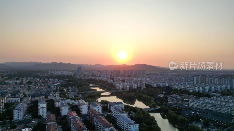 航拍山东潍坊青州古城夕阳晚霞