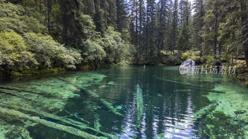 松潘县牟尼沟二道海景区自然山水风光