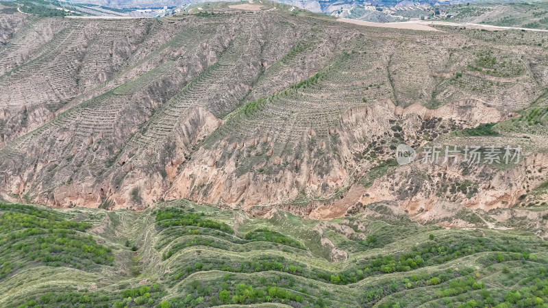 西北高山山谷沟壑自然风光航拍图