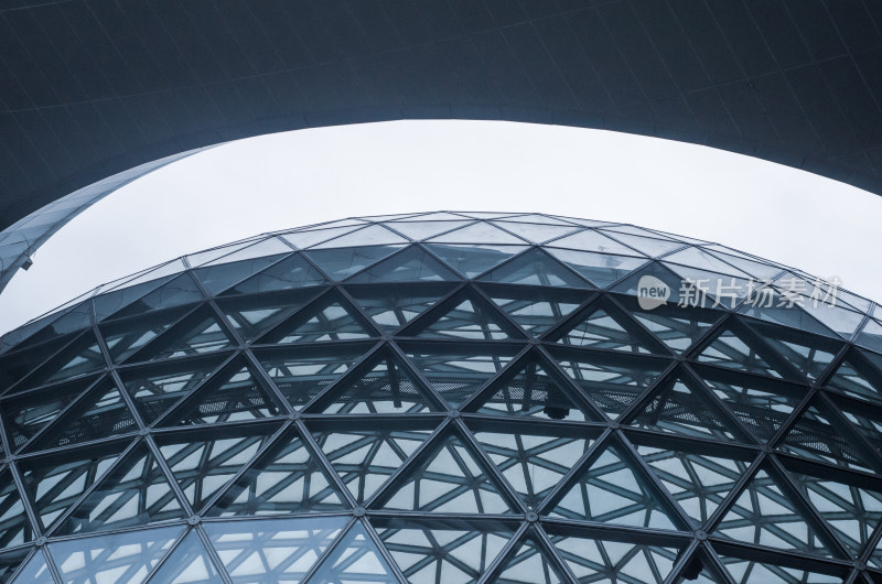 上海科技馆的球形顶部