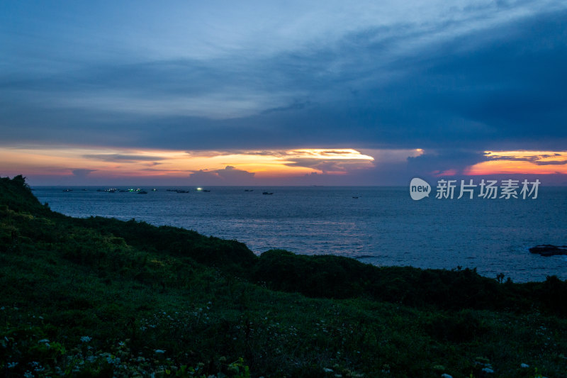 海边的落日