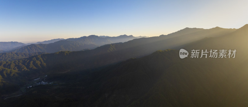 杭州千岛湖山峰高山云海风光航拍