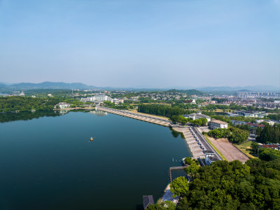 夏季白天航拍常州溧阳天目湖水库