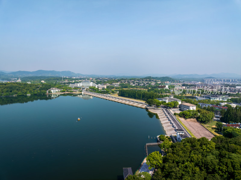 夏季白天航拍常州溧阳天目湖水库