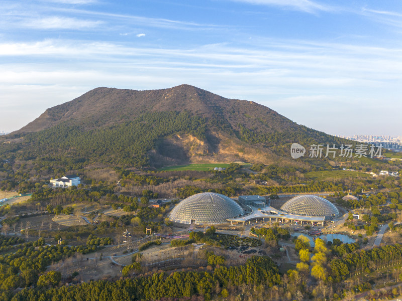 春天的苏州高新区大阳山与苏州植物园