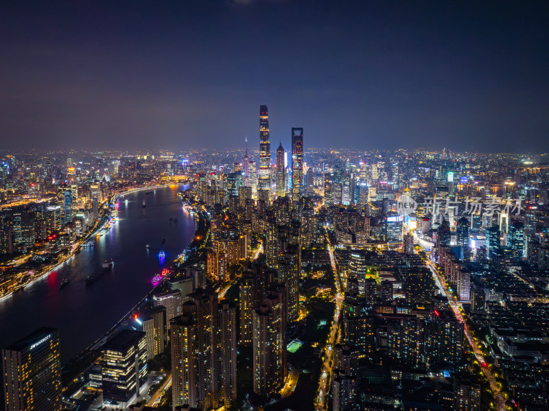 航拍上海外滩黄浦江陆家嘴城市夜景