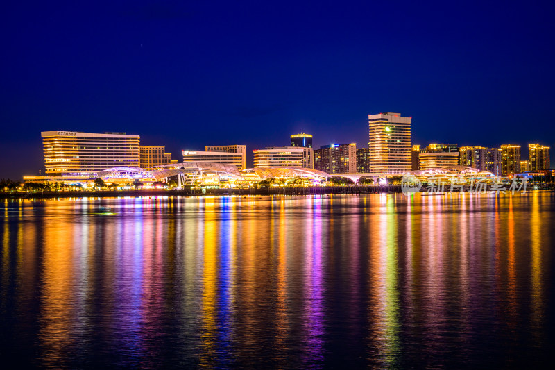 厦门五缘湾帆船俱乐部夜景