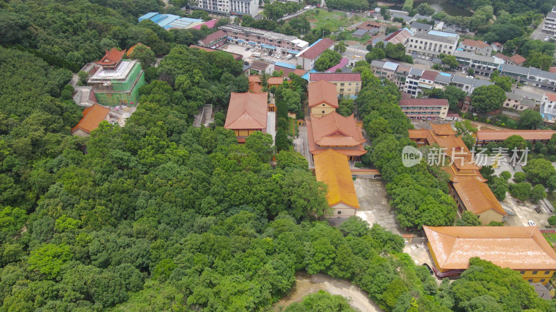 航拍湖南岳阳圣安寺4A景区