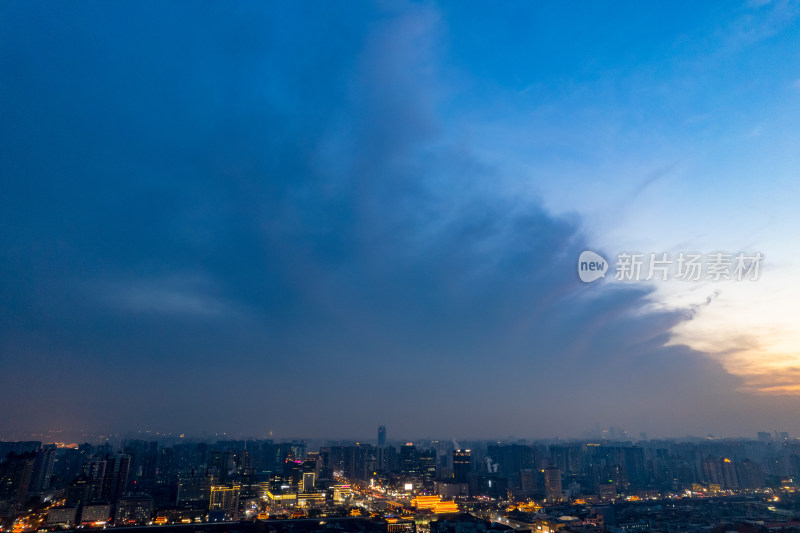 西安晚霞夜幕降临夜景灯光航拍摄影图