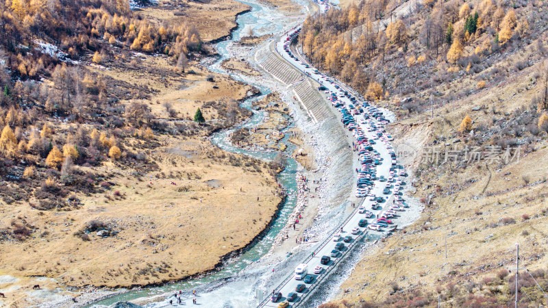 四川西部阿坝理小路的热门地点大二普营地