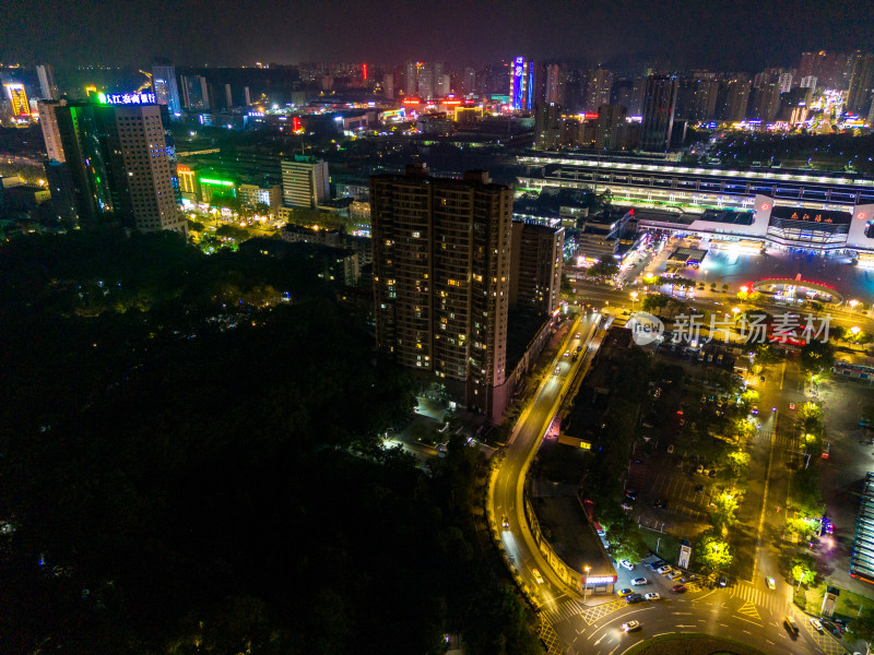 九江站周边夜景灯光航拍图