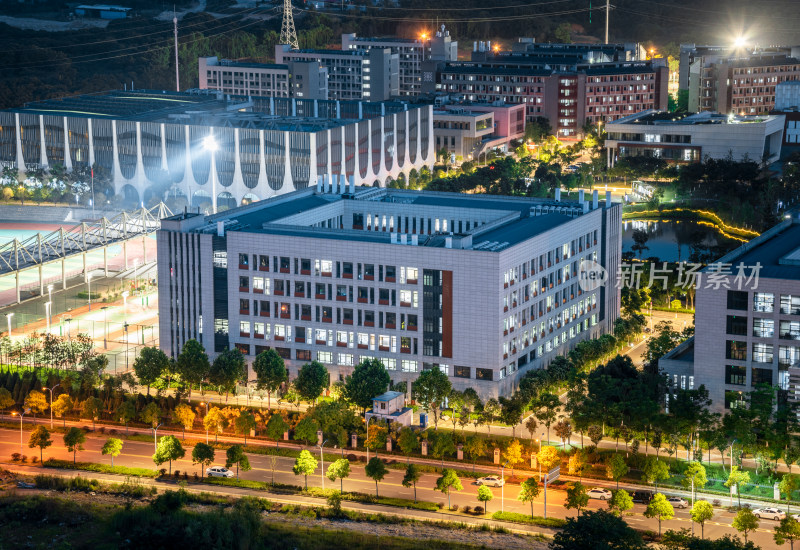 高视角中国地质大学（武汉）未来城校区夜景