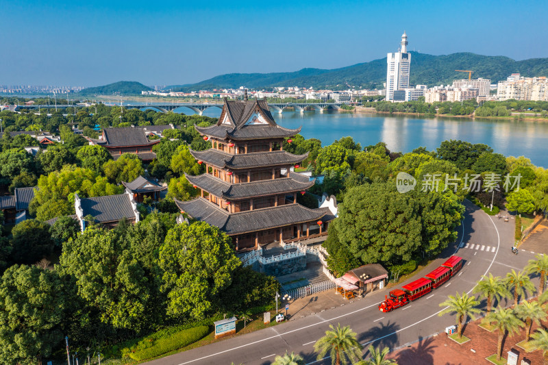 航拍湖南长沙岳麓橘子洲景区拱极楼风光