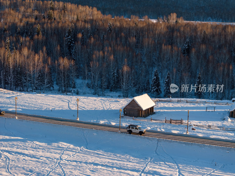 新疆北疆阿勒泰禾木冬季雪景童话世界航拍