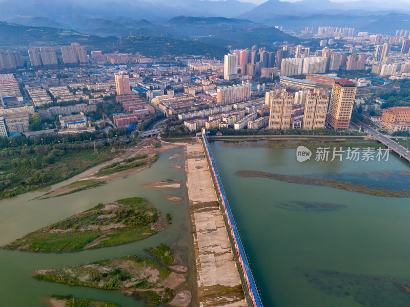 陕西宝鸡城市风光航拍图