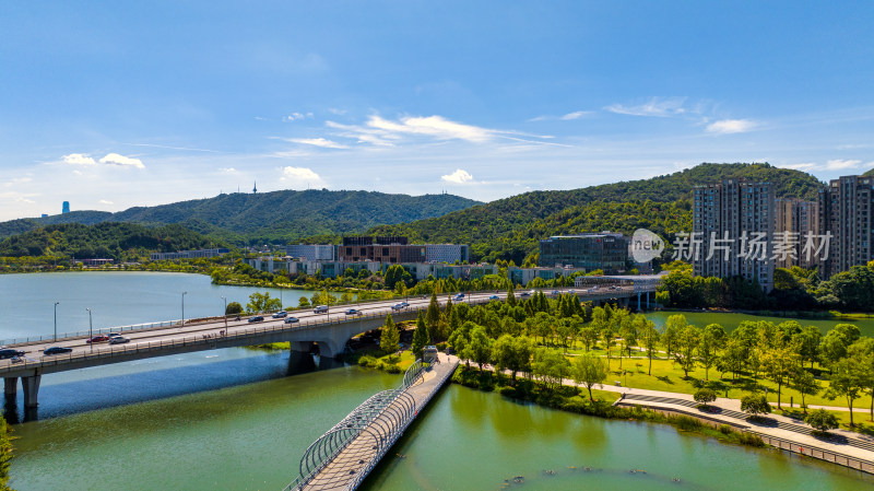 湖南长沙梅溪湖沿湖城市风光