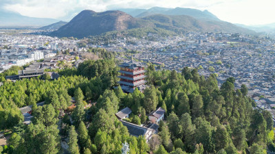 航拍云南丽江古城狮子山景区