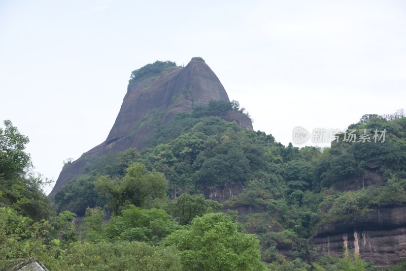 广东韶关：丹霞山阳元石景区