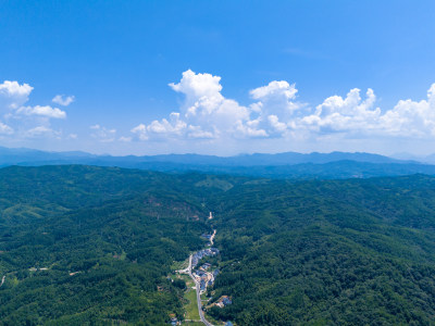 泰宁大金湖甘露寺丹霞地貌航拍图