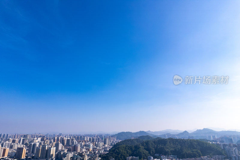 广东惠州城市大景天际线航拍摄影图