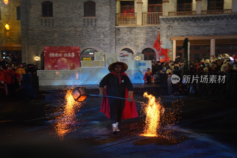 威海市环翠区栖霞街蛇年春节火壶表演