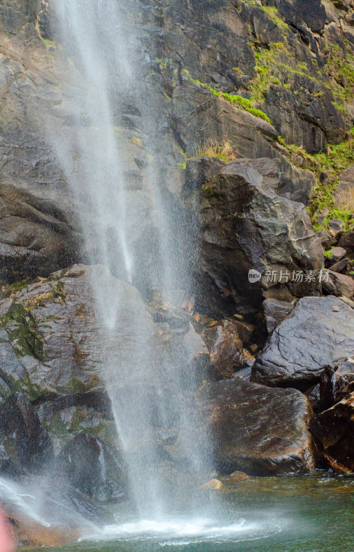 河南省洛阳白云山九龙潭秋天风景