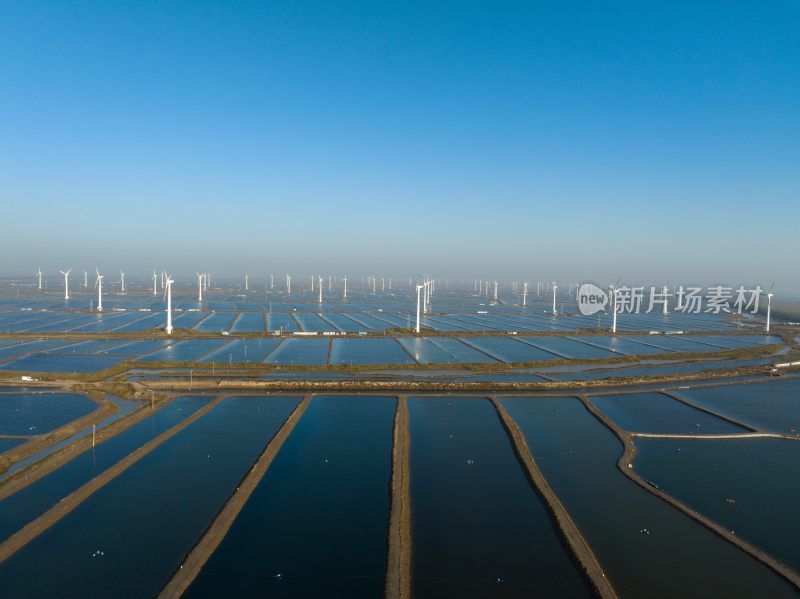 江苏盐城海边发电风车