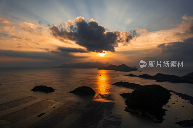 海岛滩涂海上日出自然风光航拍