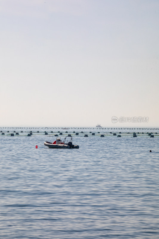 山东青岛第三海水浴场海滨海岸海滩海天景观