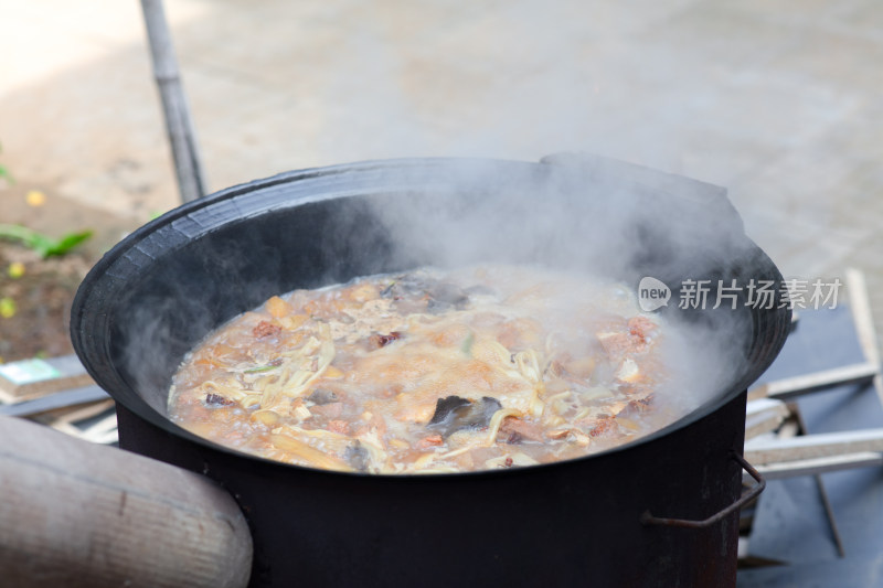 大铁锅乱炖美食