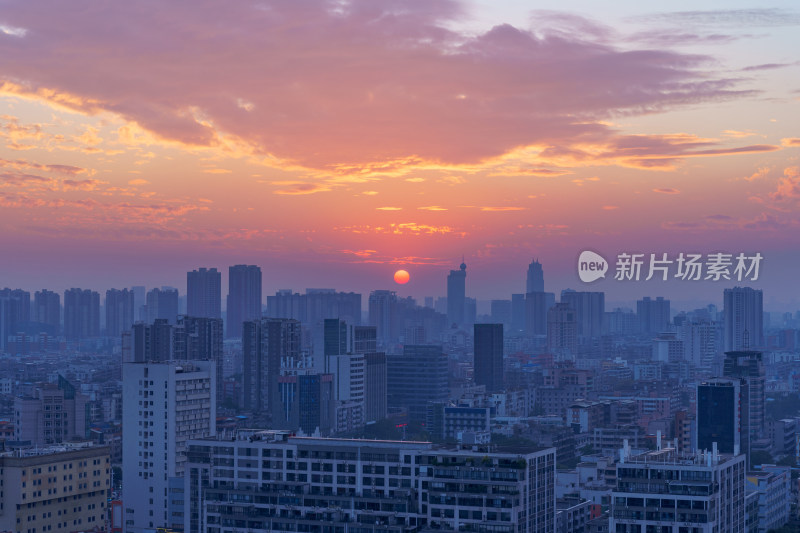 佛山礌岗公园魁星阁与城市高楼建筑夕阳晚霞