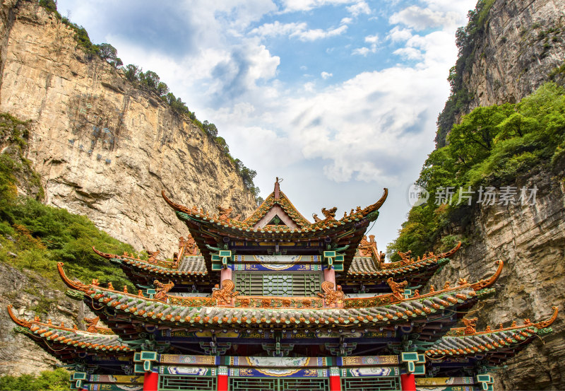 山间的特色古建筑风景