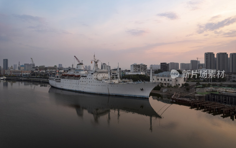 天津滨海海河响螺湾城市日出风光航拍