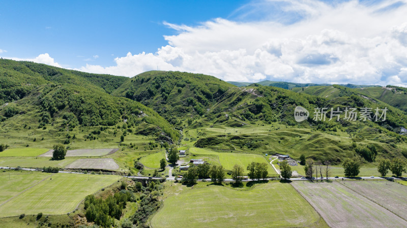 G248国道四川甘孜道孚县八美的风景