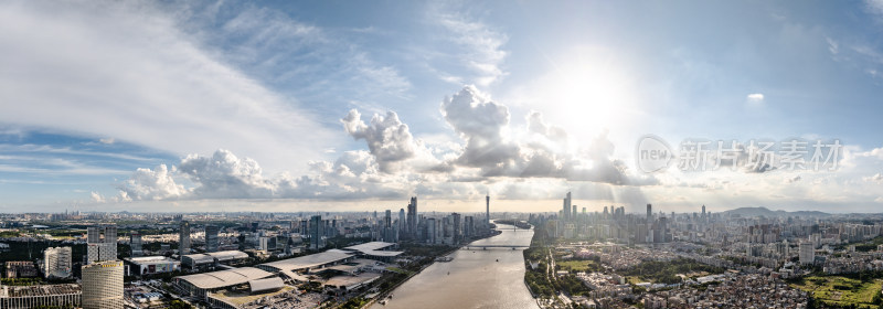 中国广东省广州市海珠区琶洲大桥全景