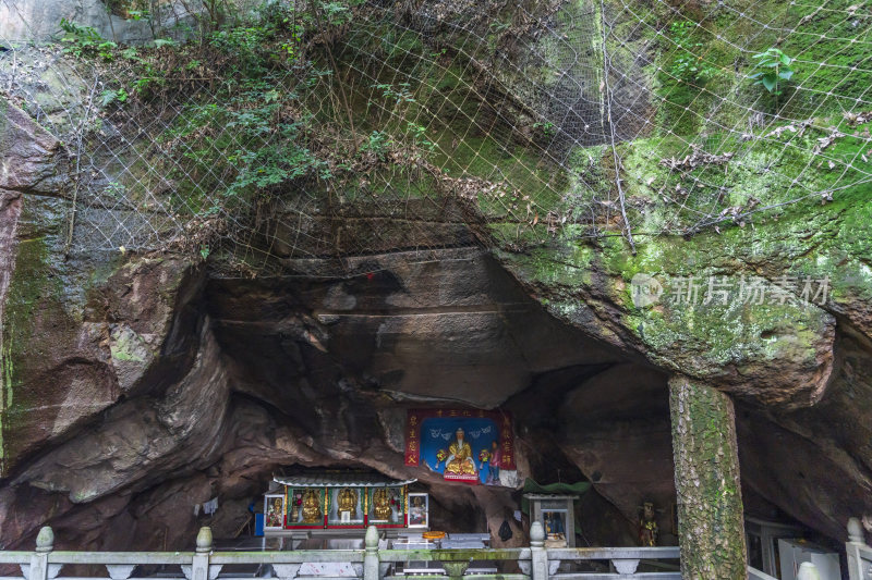 杭州宝石山景区金鼓洞景点