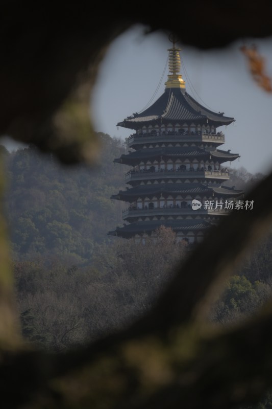 中式古塔远景