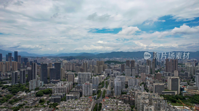 福建福州城市全景蓝天白云天际线航拍图