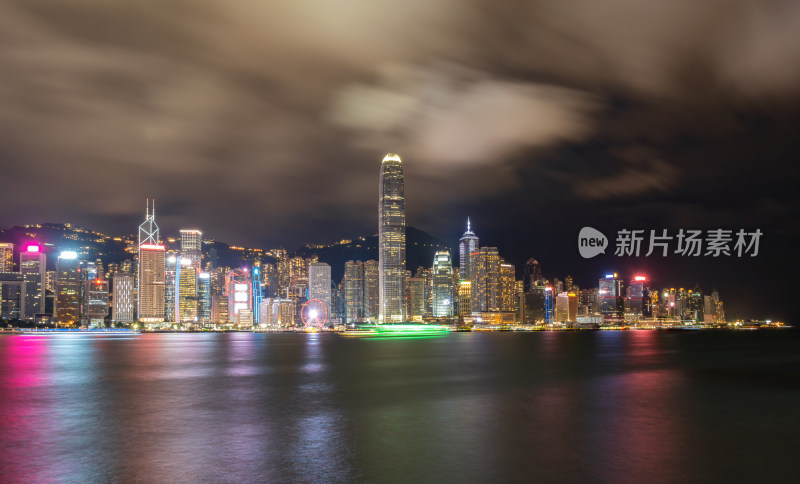 中国香港维多利亚港天际线夜景