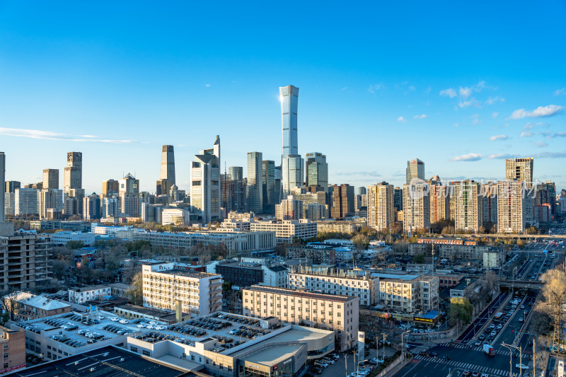 北京城市中心高楼林立的繁华景象