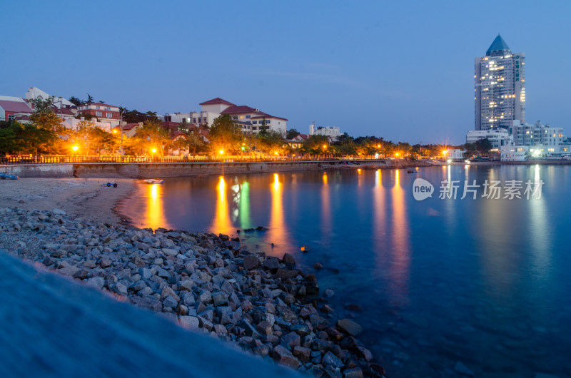 青岛第一海水浴场夜景