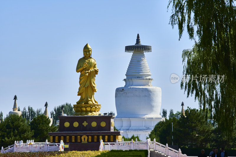 甘肃武威白塔寺佛塔