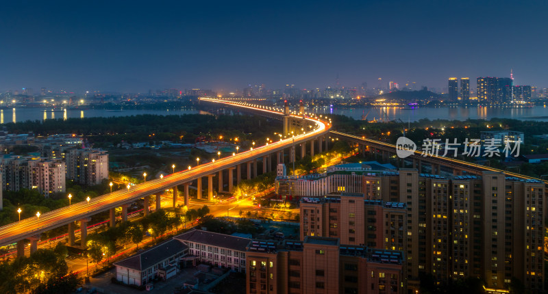 南京长江大桥夜景长曝光