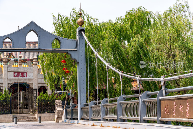 山东济宁东大寺铁桥古运河城市景观