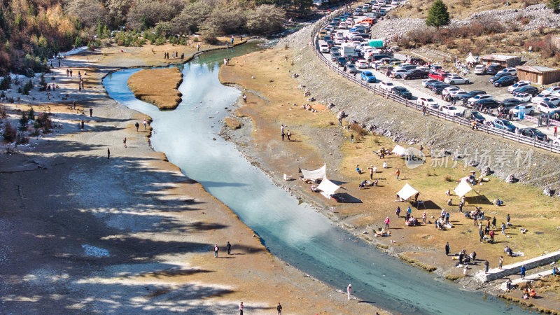 四川西部阿坝理小路的热点大二普营地