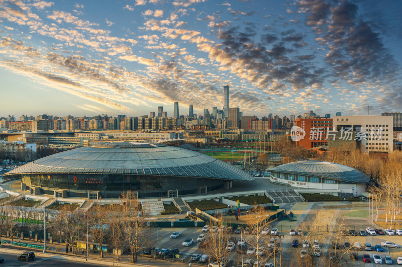 北京国贸中国尊与体育馆 城市风光