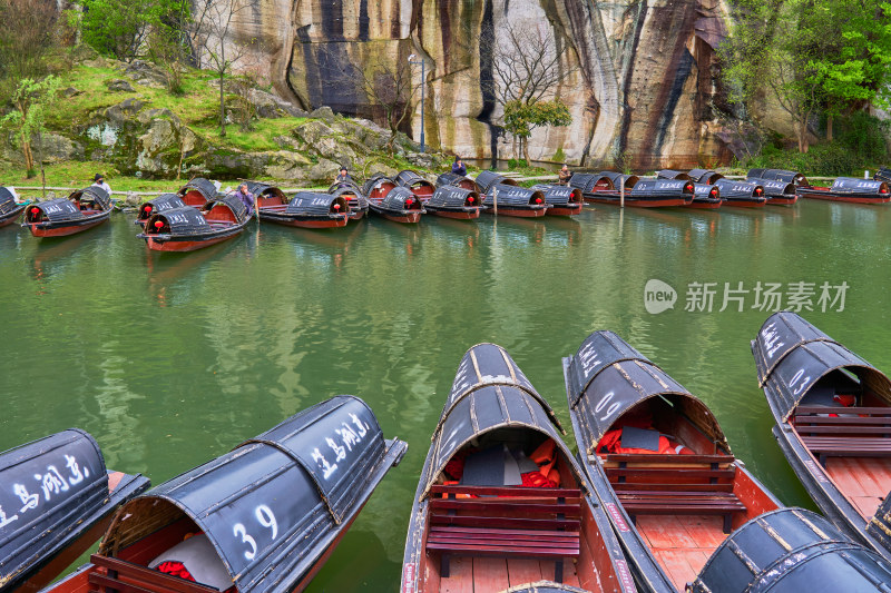 绍兴东湖风光