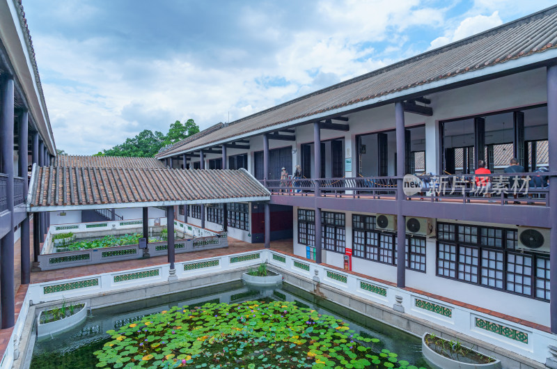 广州长洲岛黄埔军校旧址传统中式庭院水池