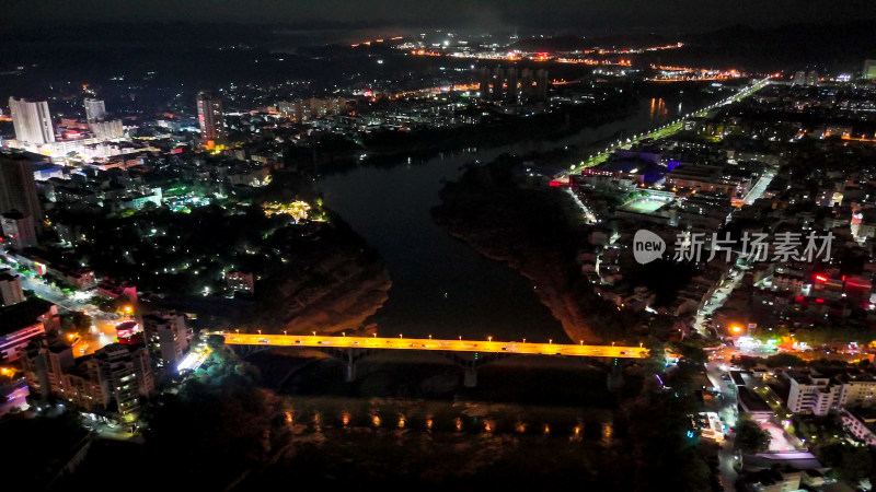 广西来宾红水河两岸夜景灯光航拍图