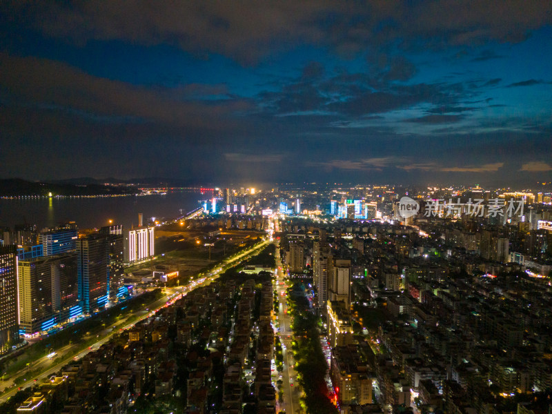 广东汕头城市夜景灯光交通航拍